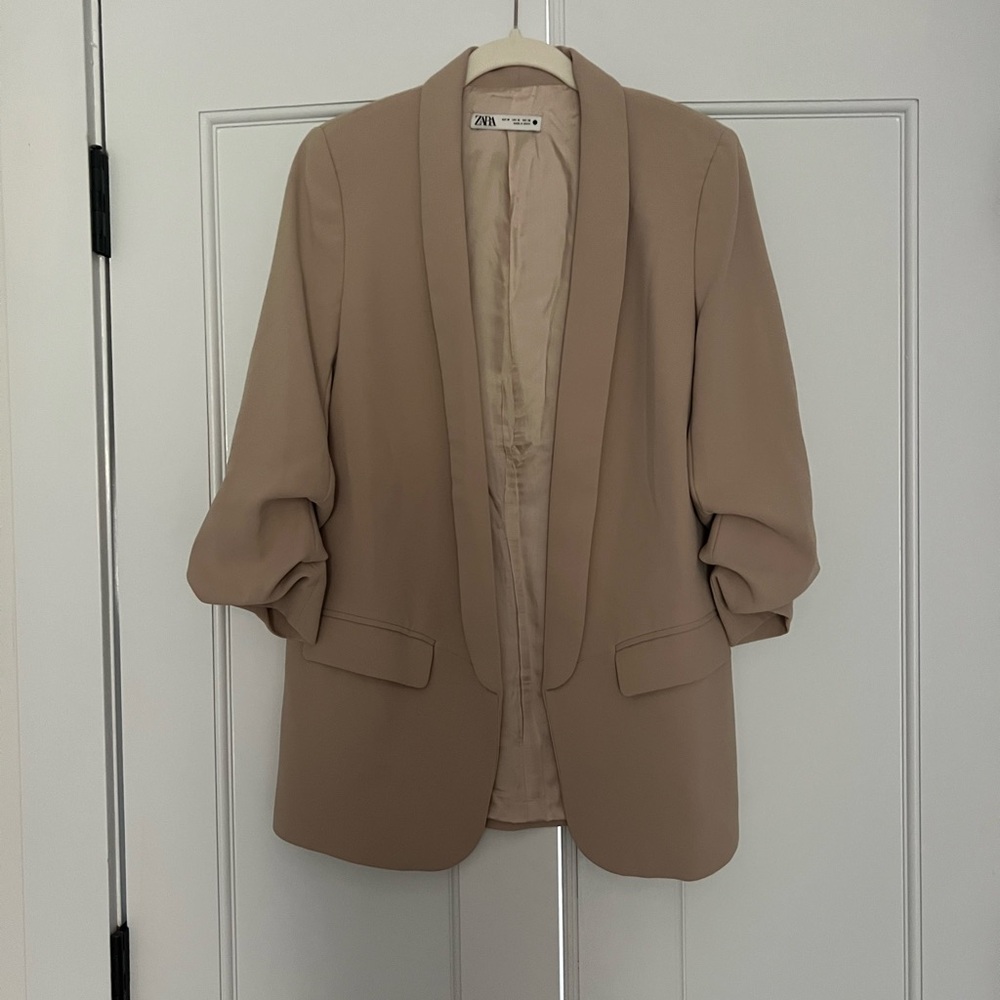 Zara Women's Beige Blazer